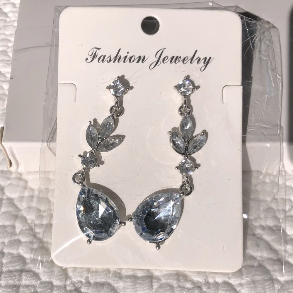 Rhinestone Dangle Drop Earrings